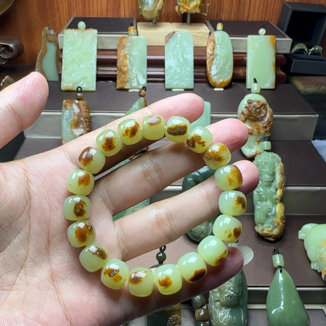 风***起岫岩河磨玉（透闪石质玉）未镶嵌颈饰
