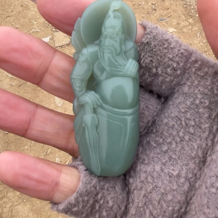 和田玉（糖玉）颈饰未镶嵌