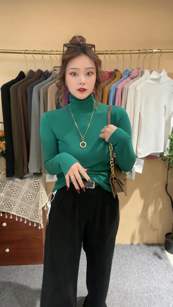 紫皇冠家加绒加厚修身显瘦百搭保暖堆堆领打底衫秋冬加绒加厚