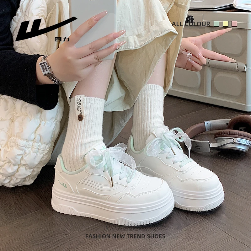 回力休闲保暖鞋女2025秋冬季款新款厚底百搭舒适舒适保暖鞋子