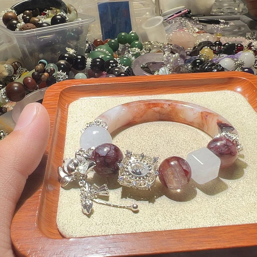 未镶嵌水晶手链水晶手链