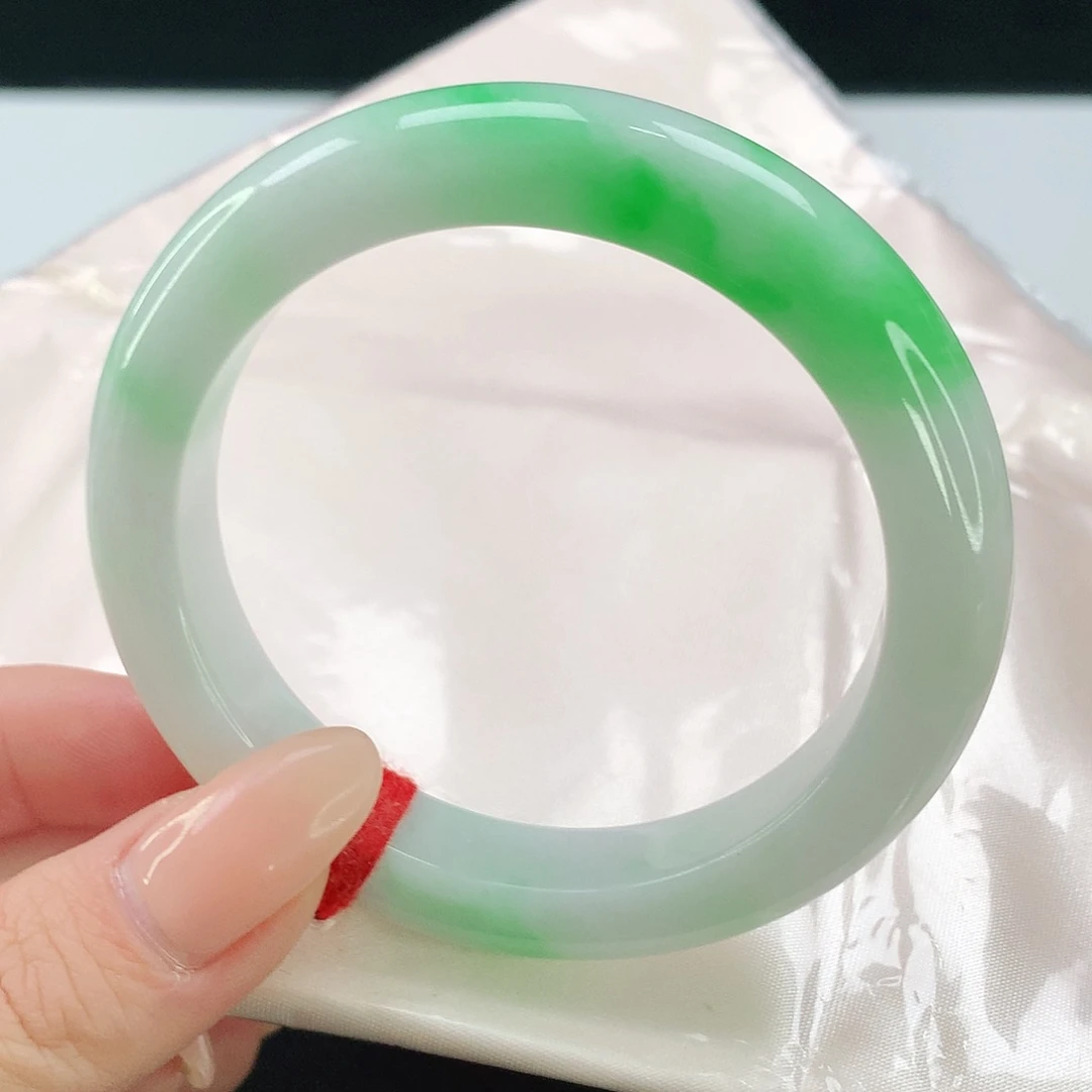 未镶嵌手镯翡翠818