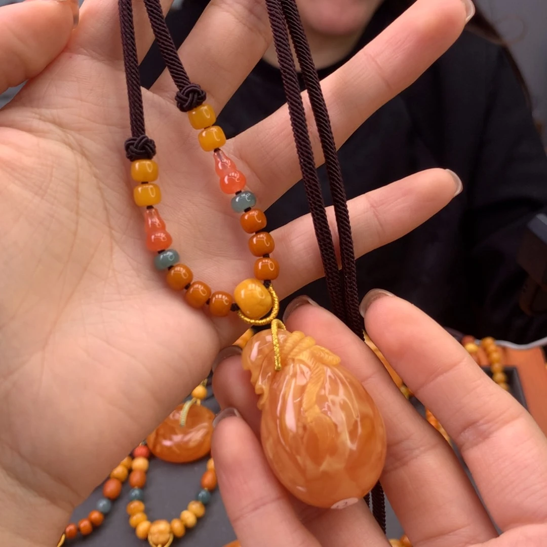 蜜蜡颈饰未镶嵌如*天然