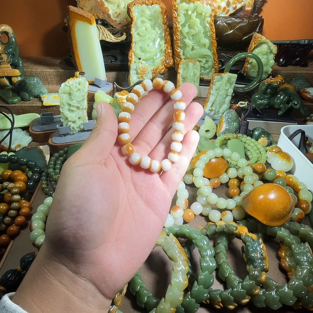 透闪石质玉未镶嵌珠宝奇石