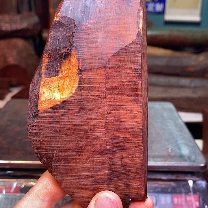 檀香紫檀（小叶紫檀）b***n