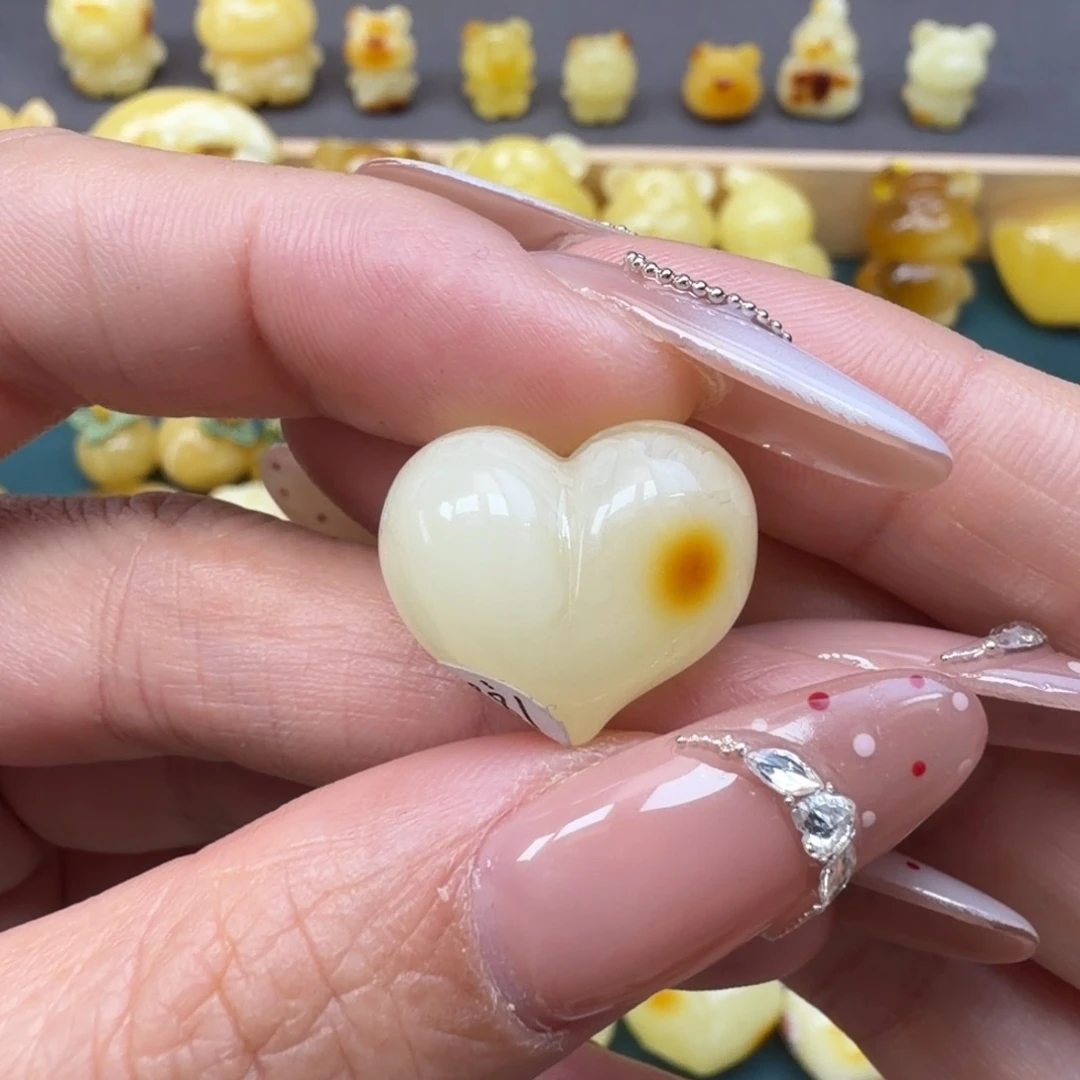 琥珀未镶嵌裸石蜜蜡