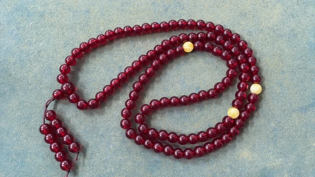 778号红色圆珠项链多样性