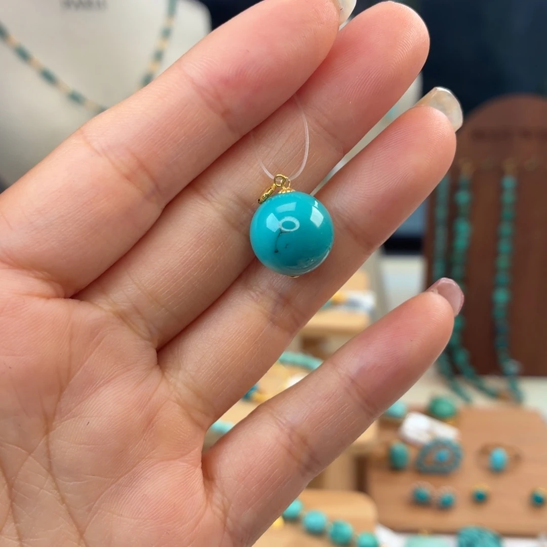 绿松石18K金镶嵌颈饰