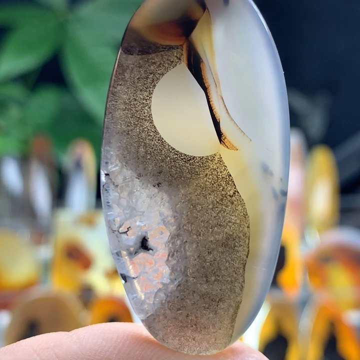 玛瑙/玉髓颈饰未镶嵌103
