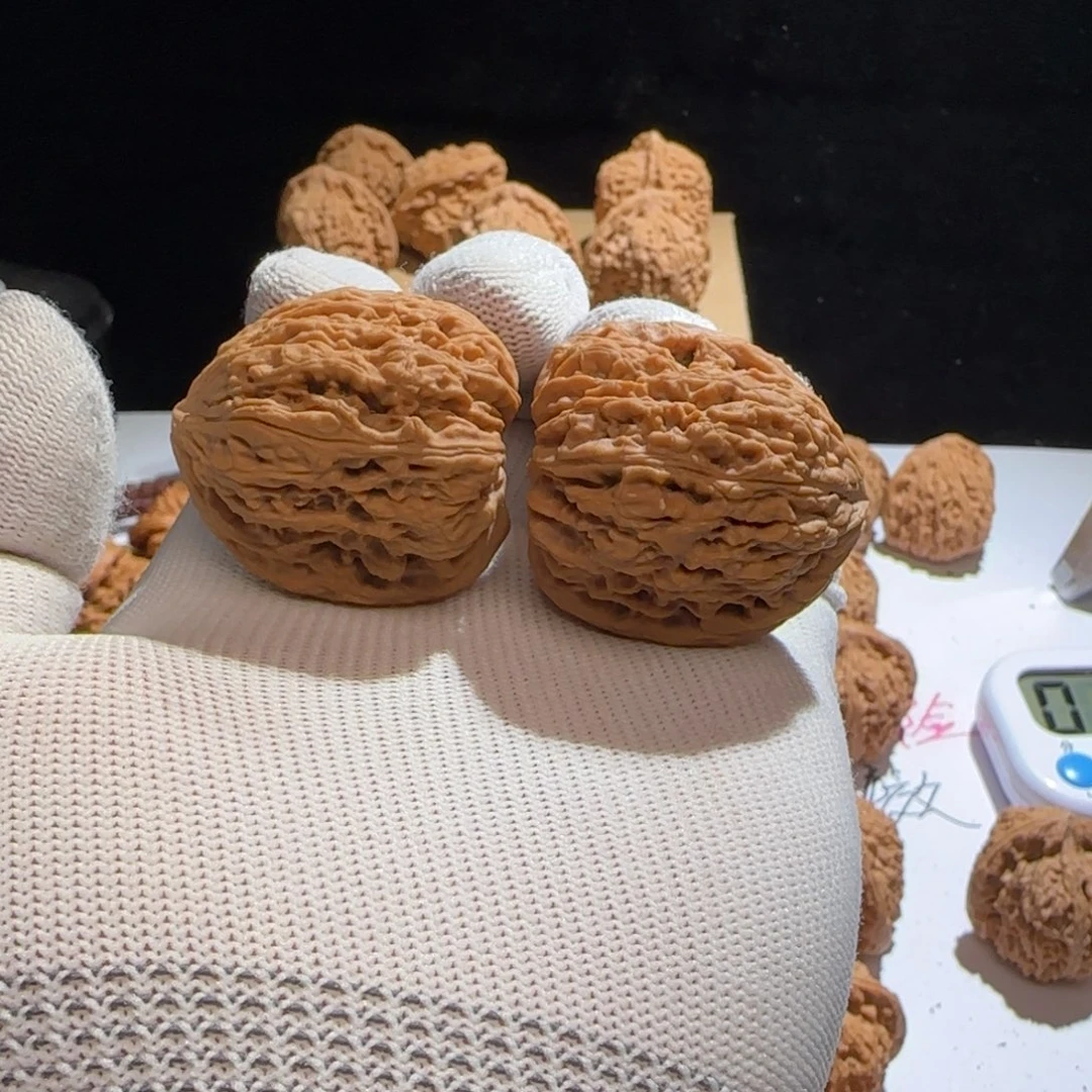 文玩核桃吊坠37炮弹