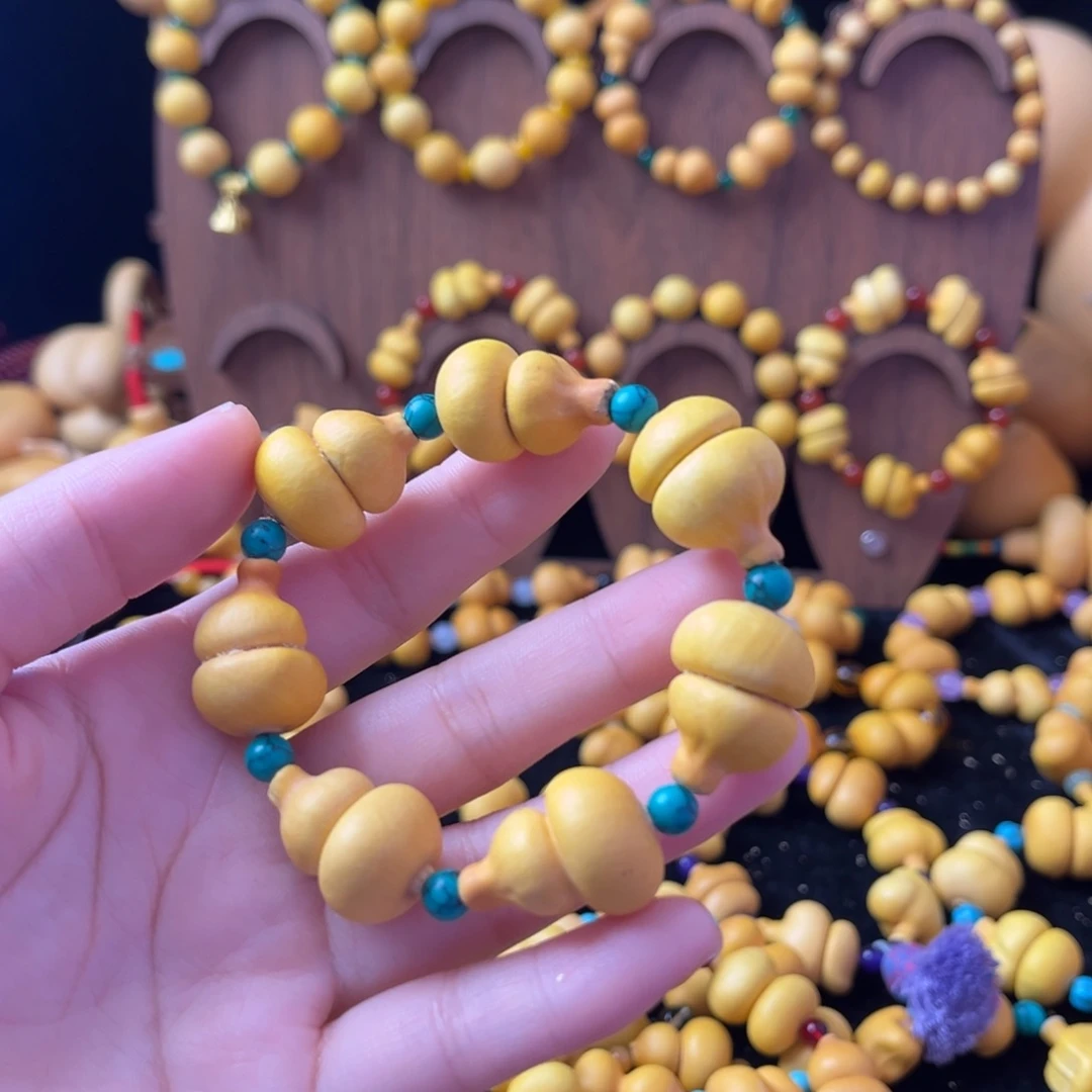 是**?七颗小圆汉堡钱袋手串