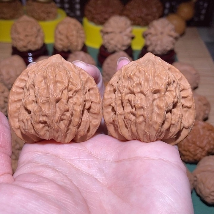 吊坠文玩核桃一**生崔凯