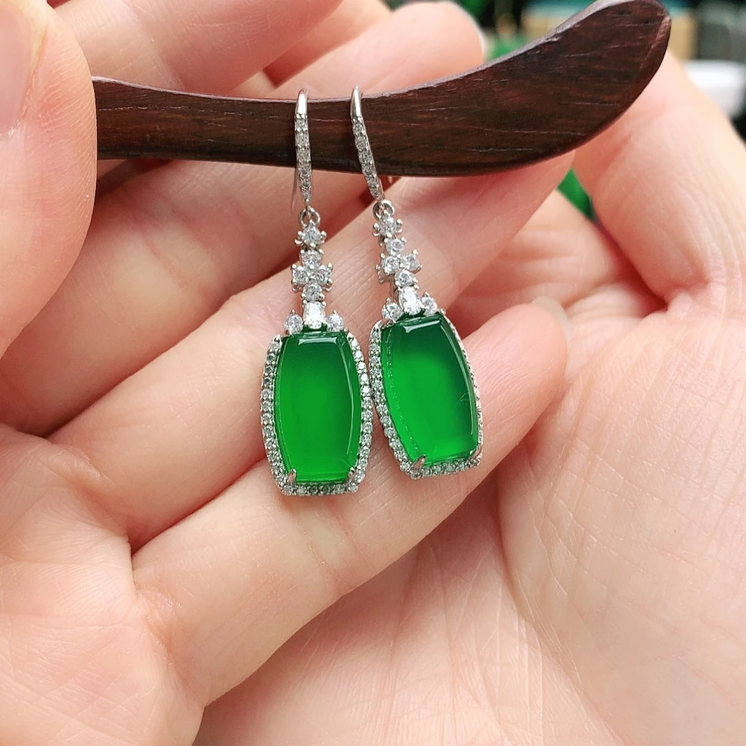 玛瑙/玉髓银S925镶嵌耳钉