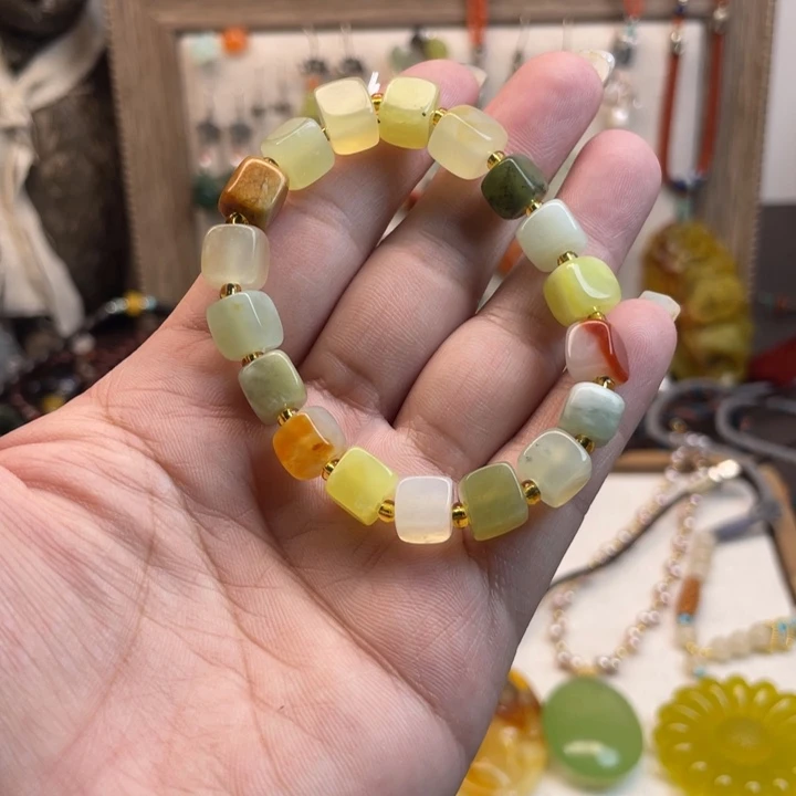 蛇纹石玉手链未镶嵌