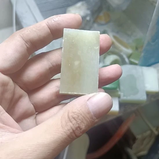 和田玉未镶嵌珠宝半成品