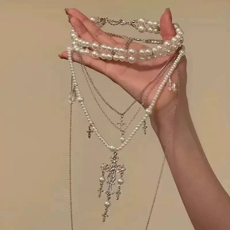 铜合金树脂项链 十字架项链纯欲百搭甜酷欧美锁骨链 | 惊喜盒子