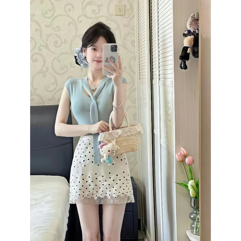 韩系穿搭一整套女装2025新款冰丝短袖上衣波点蕾丝半身裙两件套装
