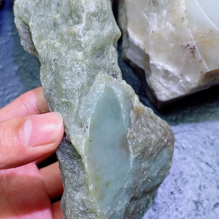 和田玉未镶嵌珠宝半成品