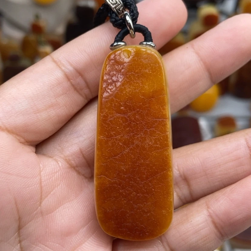 【闪购商品】琥珀颈饰未镶嵌