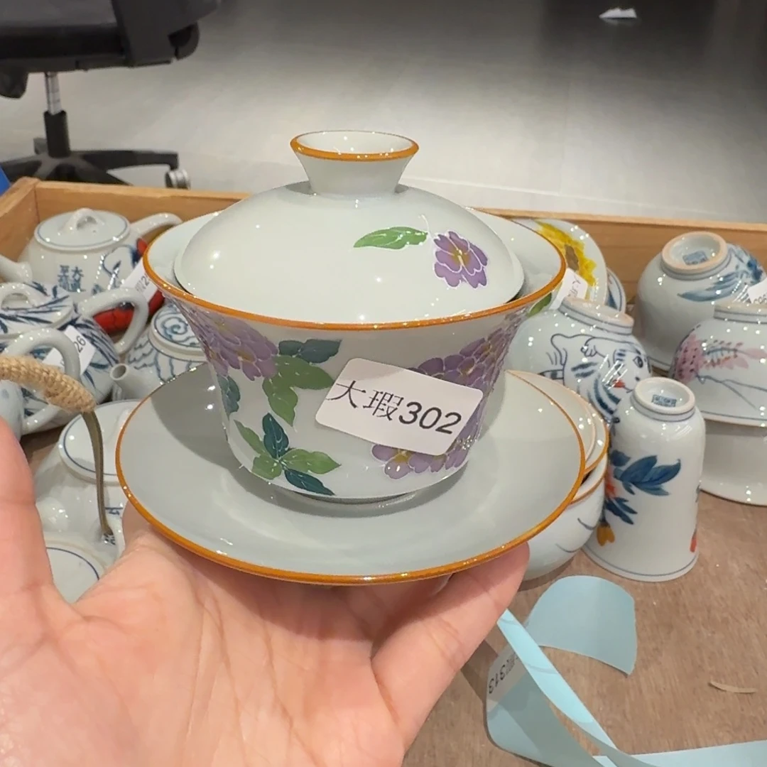 釉下手绘茶具微瑕