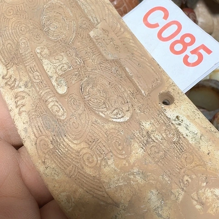 蛇纹石玉颈饰未镶嵌孤*