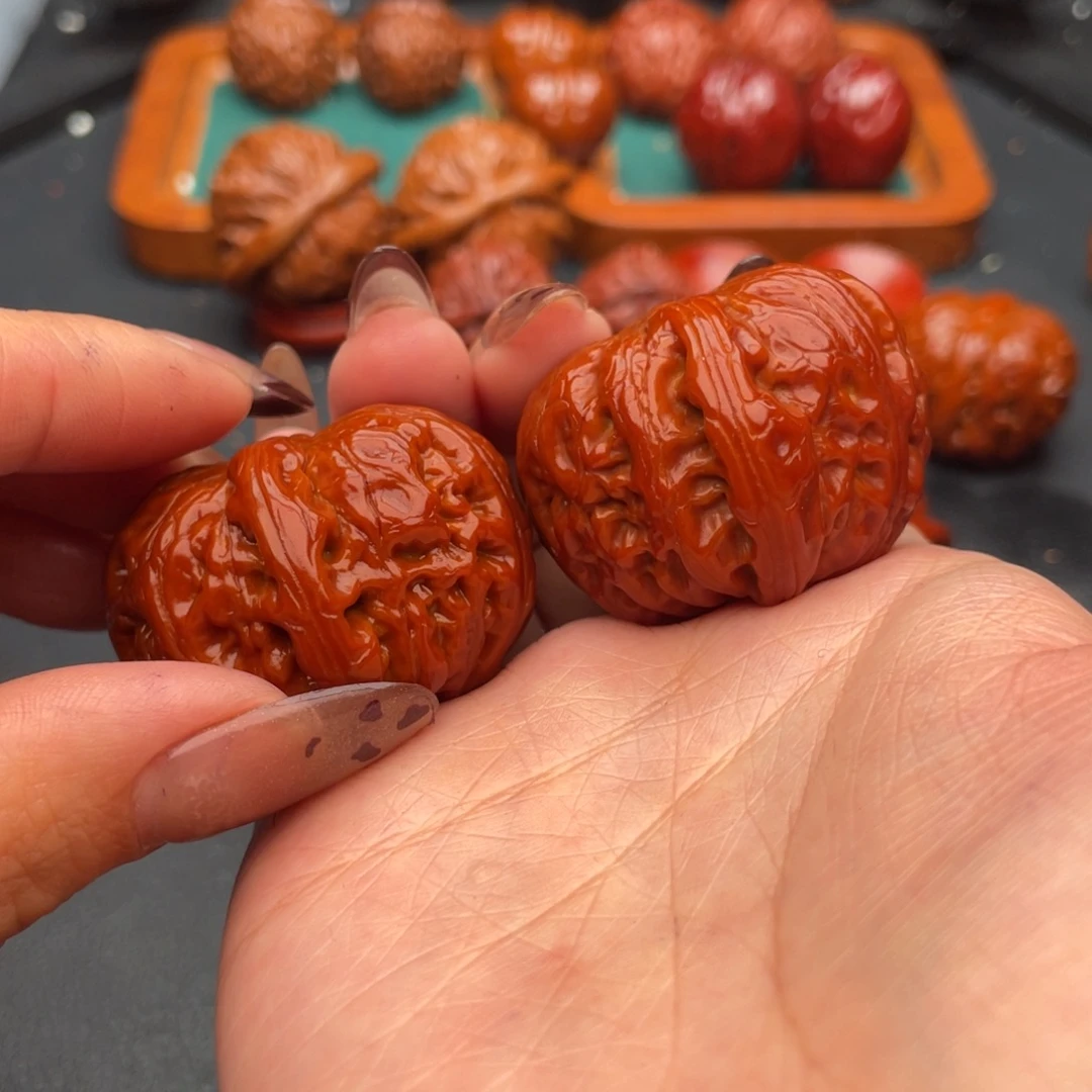 满***晨把件文玩核桃元宝