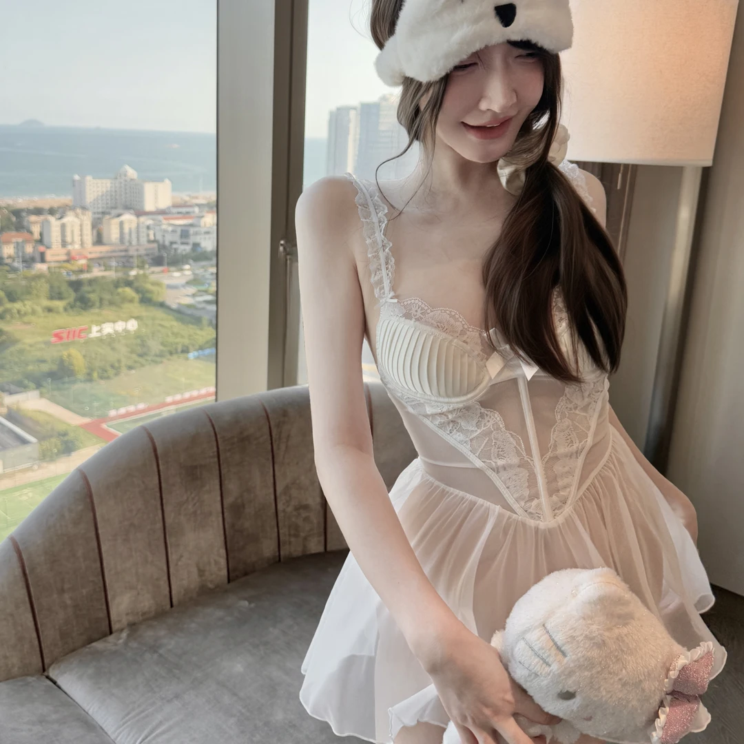 「芭蕾小软猫」性感蕾丝吊带网纱睡裙带胸垫钢托聚拢高级纯欲风睡衣