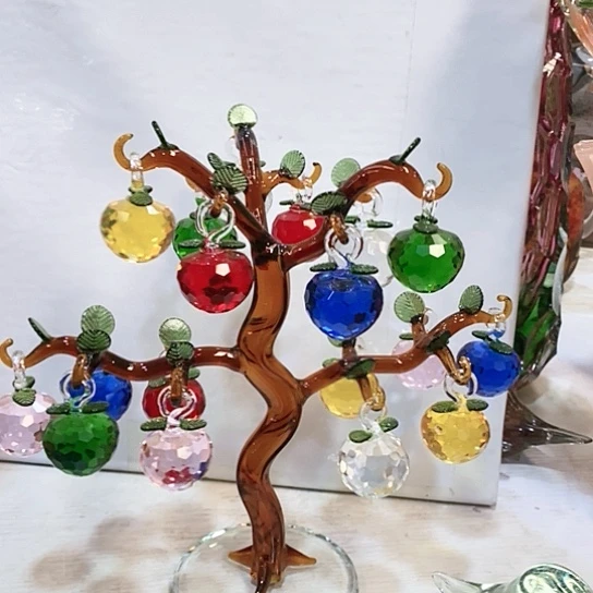 琉璃花瓶高29厘米宽29厘米