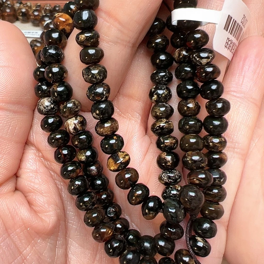 琥珀未镶嵌裸石抚顺琥珀六20702