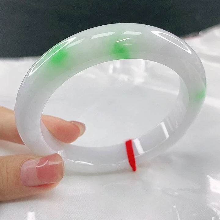 翡翠未镶嵌手镯圈57，64092