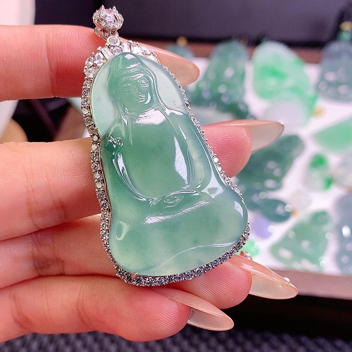 颈饰银S925镶嵌翡翠