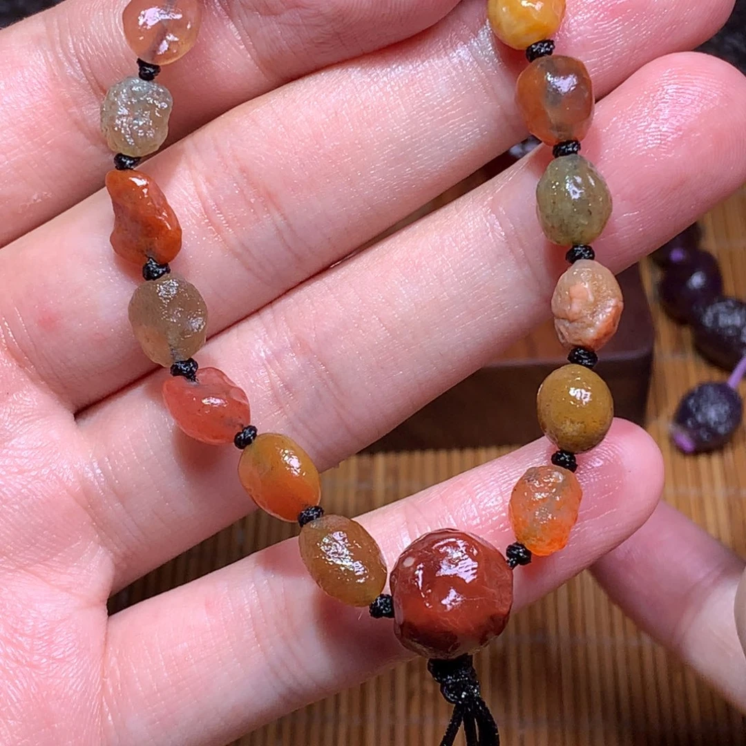 未镶嵌颈饰玛瑙/玉髓