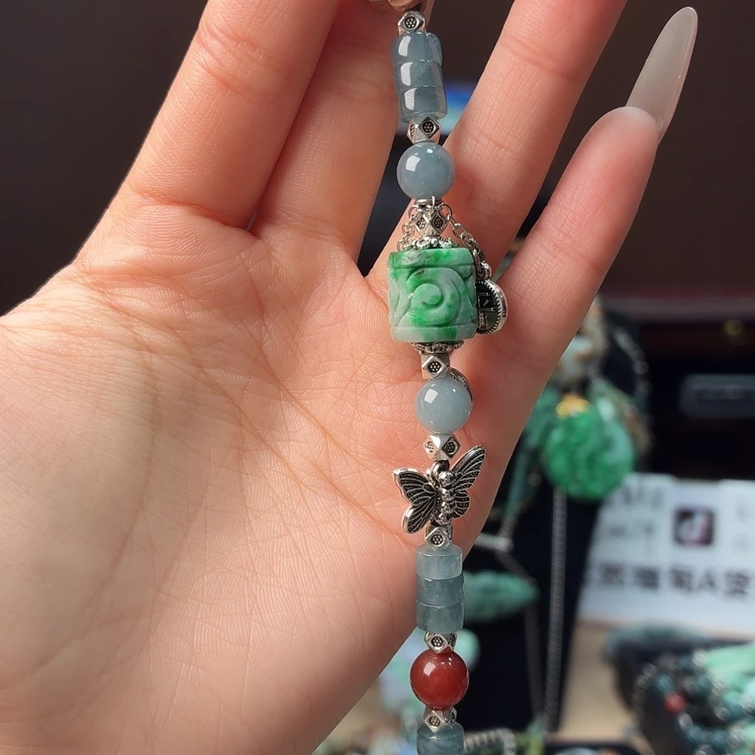 翡翠未镶嵌耳饰手串