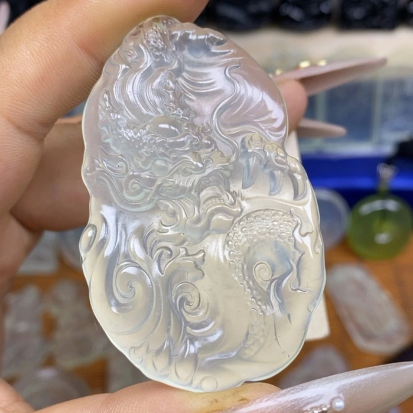 【闪购商品】蛇纹石玉未镶嵌颈饰