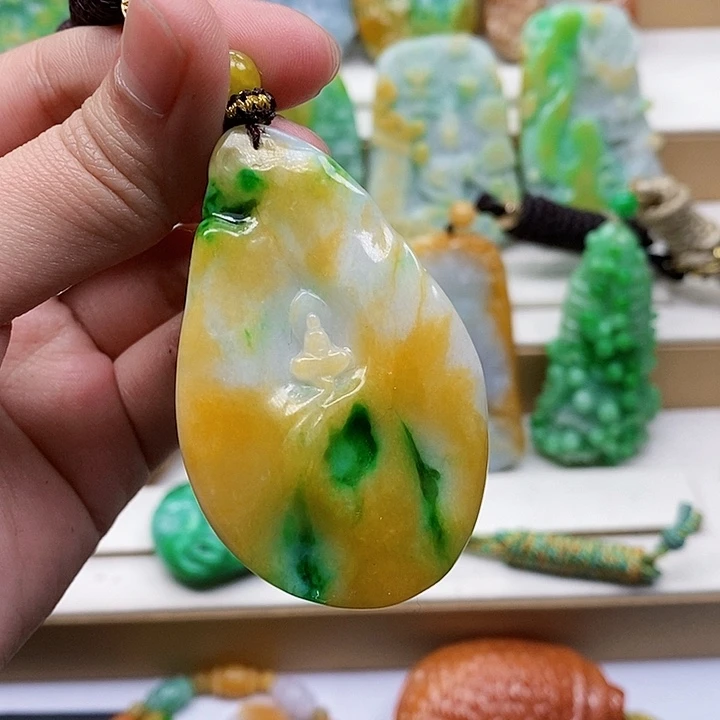 颈饰未镶嵌翡翠翡翠A货