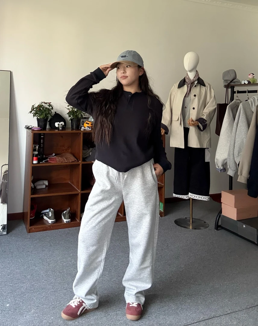 新款显瘦运动直筒裤（卓彩店）