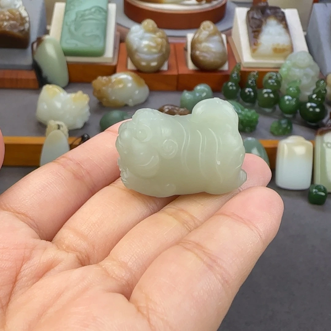 定制和田玉未镶嵌和田玉