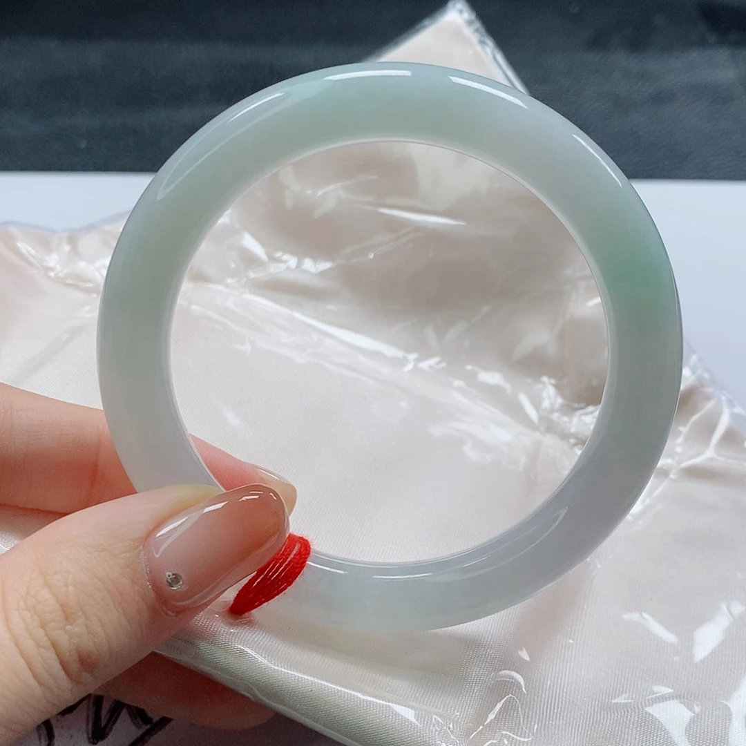 【闪购商品】未镶嵌手镯（圆镯）翡翠405号