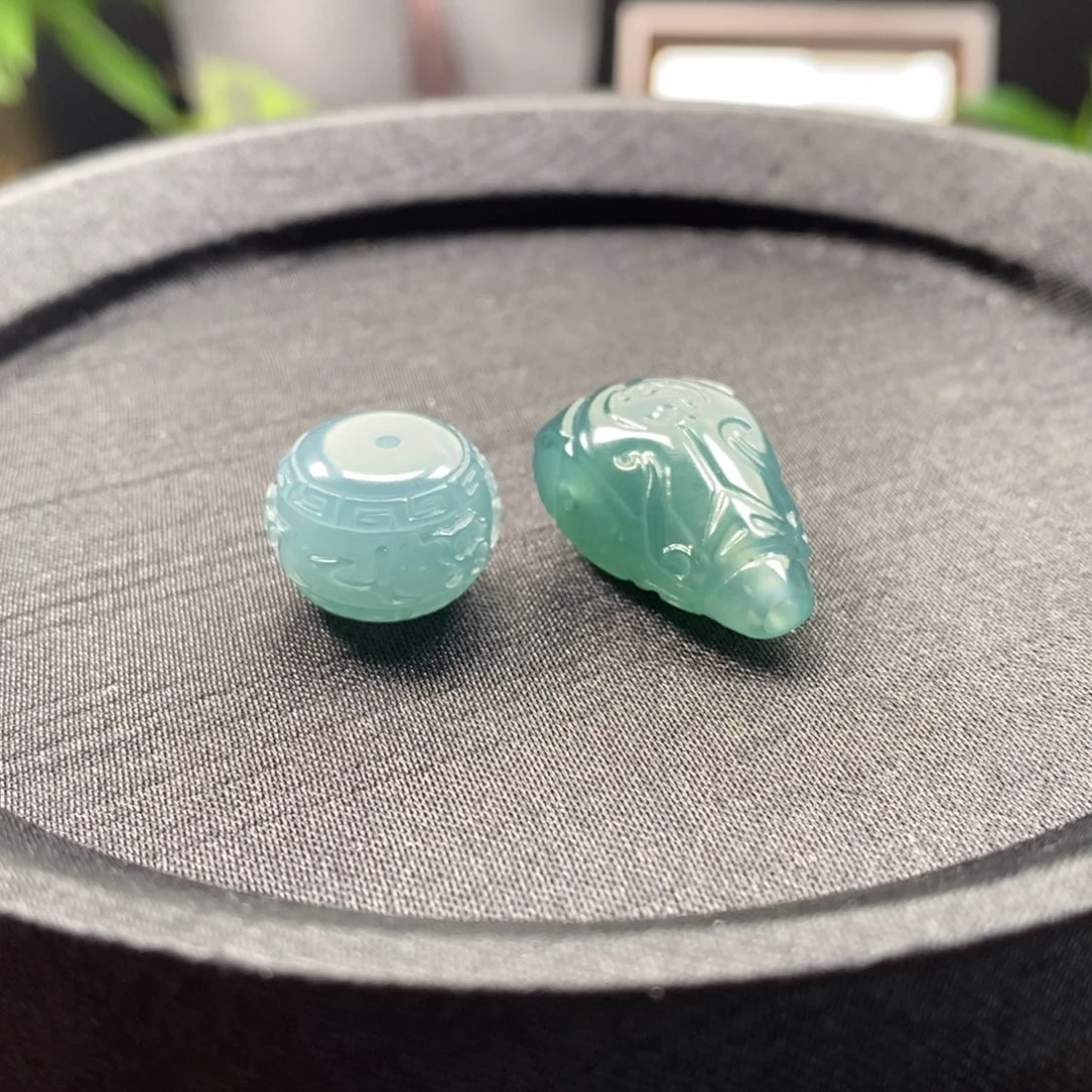 瓷***器翡翠未镶嵌手链卡17左右鼓珠三通