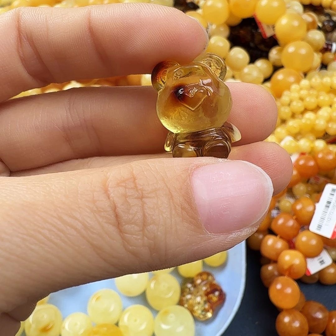 琥珀未镶嵌珠宝奇石