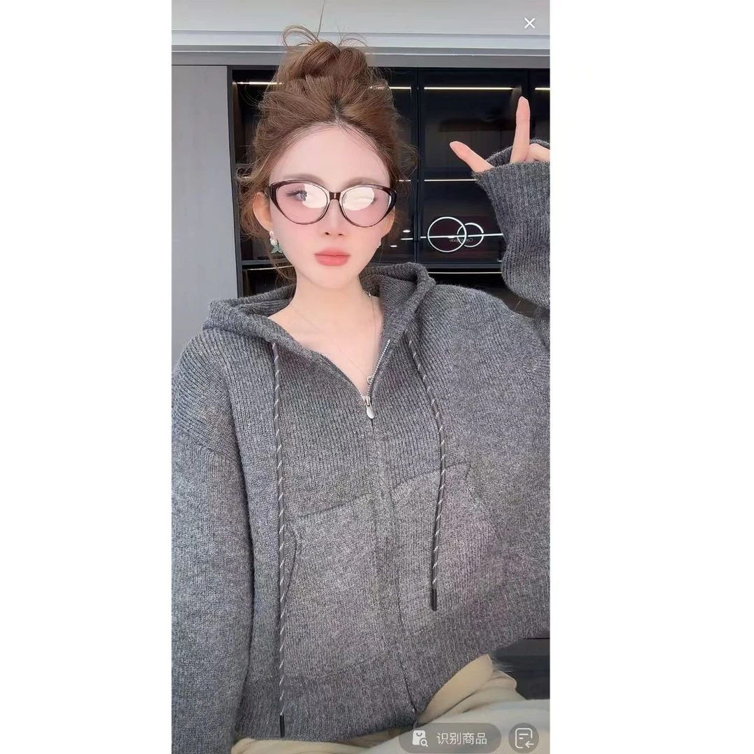 曼曼【糯糯可颂】宽松拉链连帽毛衣开衫外套