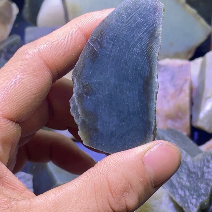 和田玉未镶嵌珠宝半成品