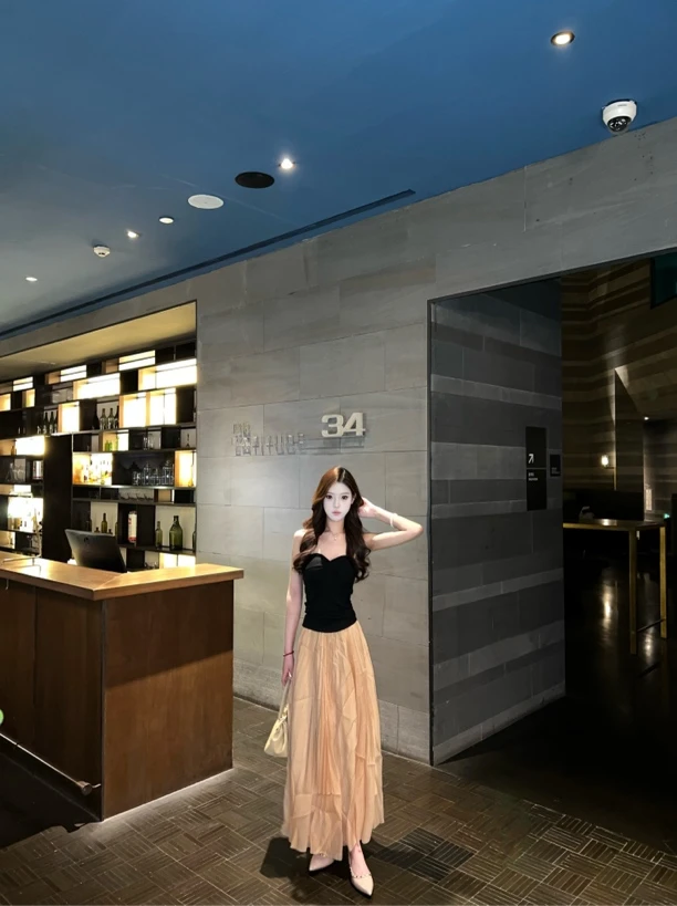 高级感御姐套装纯欲风性感辣妹抹胸上衣网纱半身长裙两件套