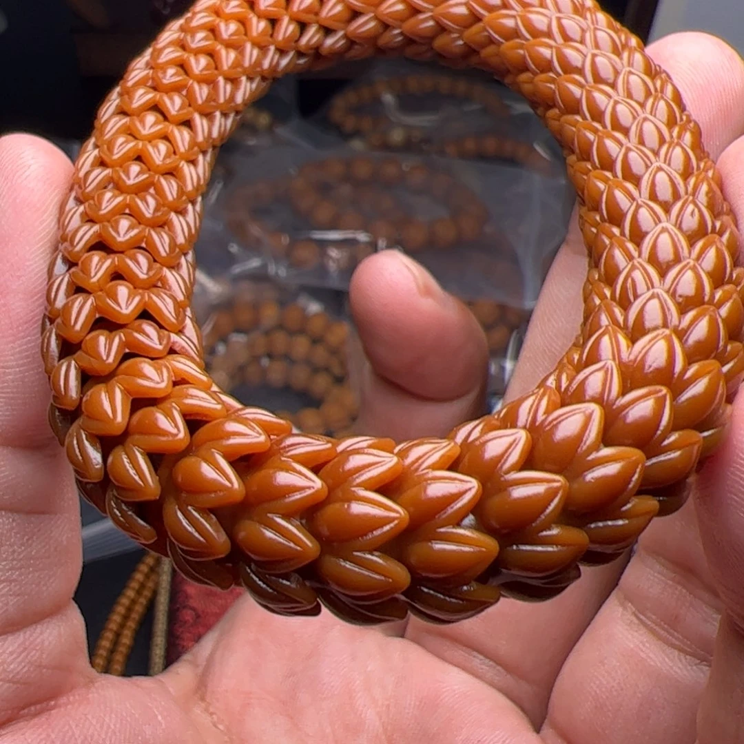 吊坠猴头核桃噢看看