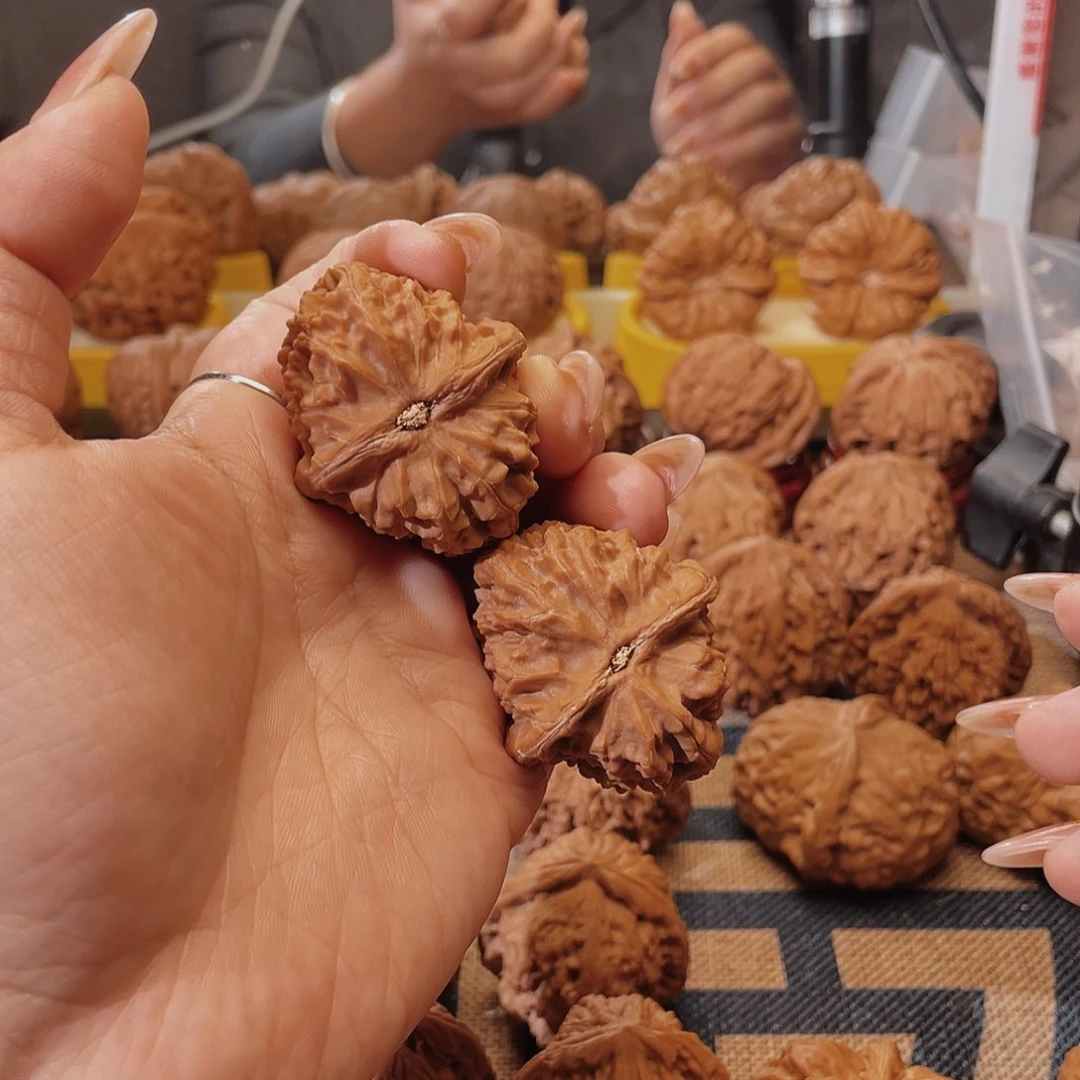 吊坠文玩核桃43玉枕元宝3