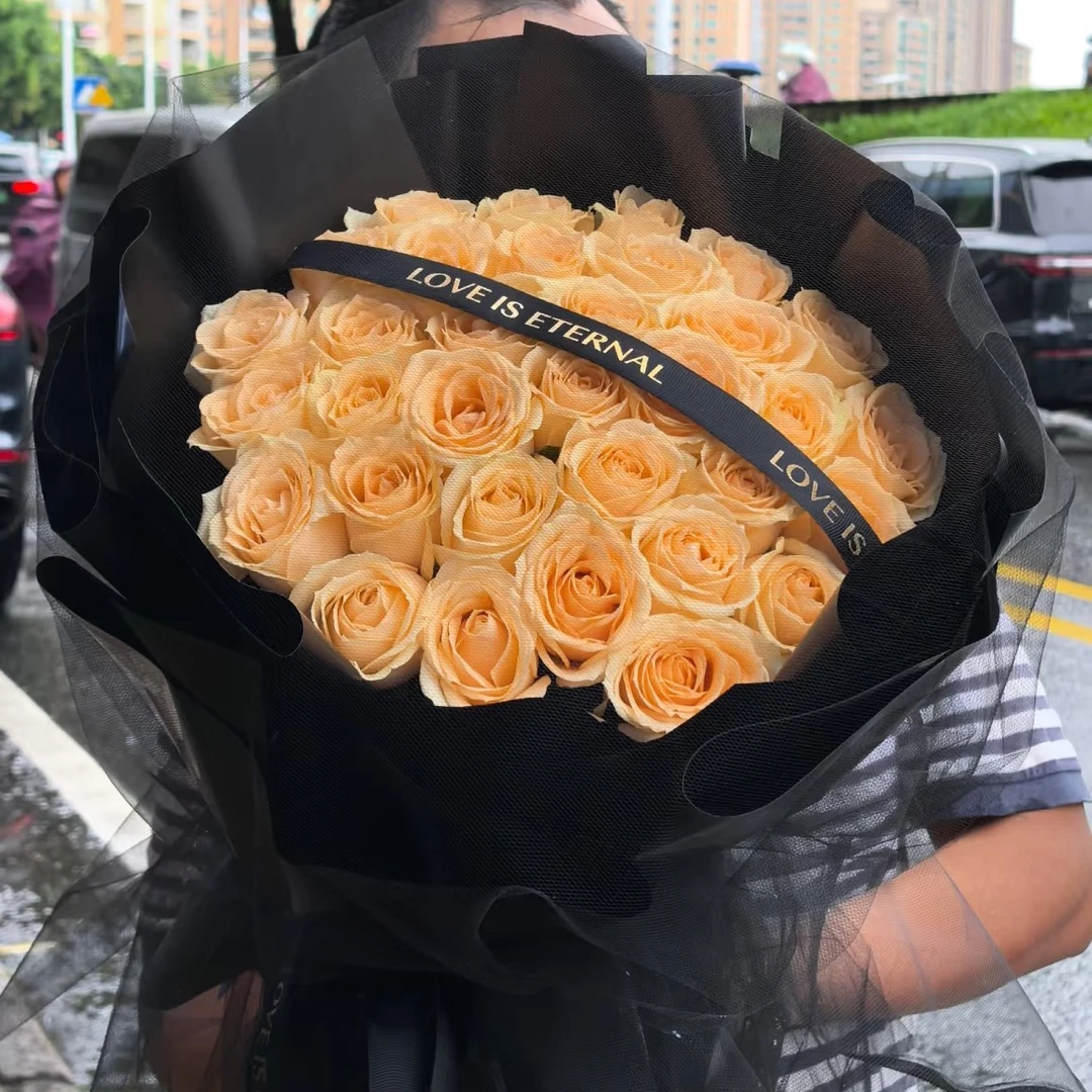 33朵香槟玫瑰鲜花花束1小时内送花到家