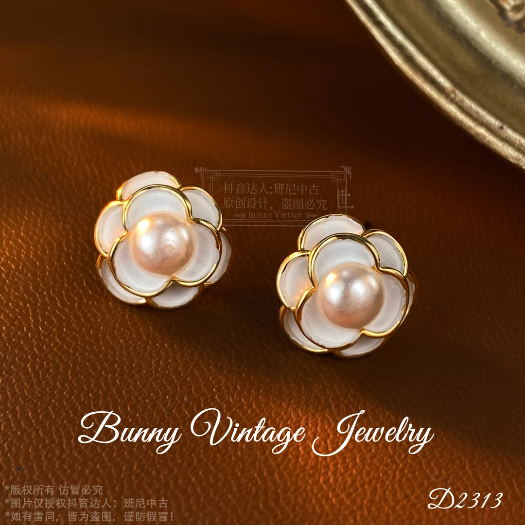 D1053 法 【CC Paris Flowers】限定 山茶花 耳钉