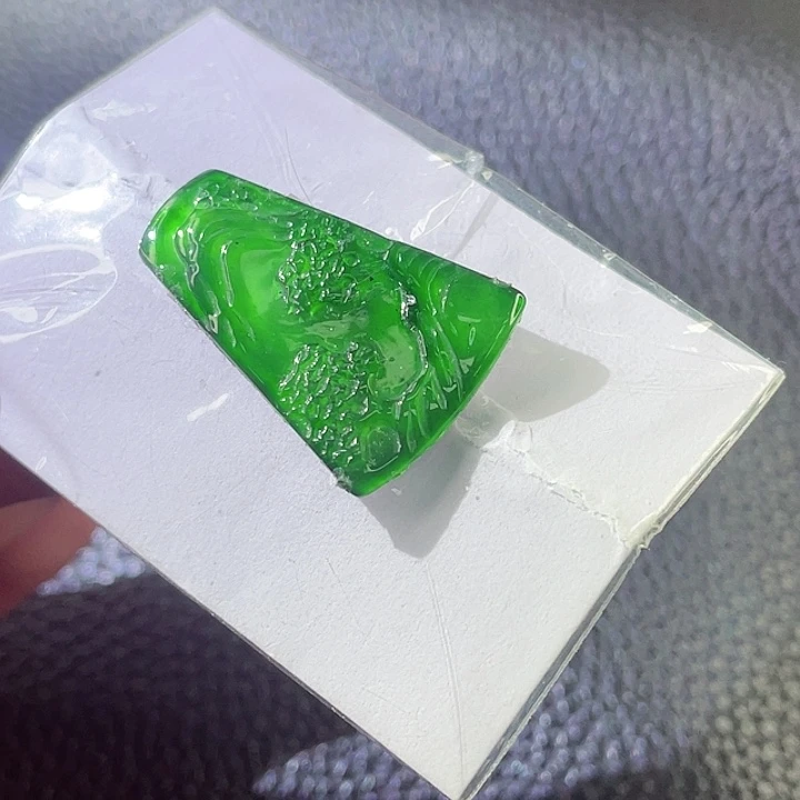 定制翡翠未镶嵌翡翠