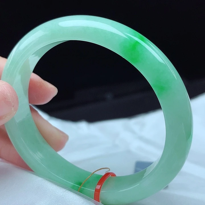 翡翠未镶嵌手镯55贵妃4785