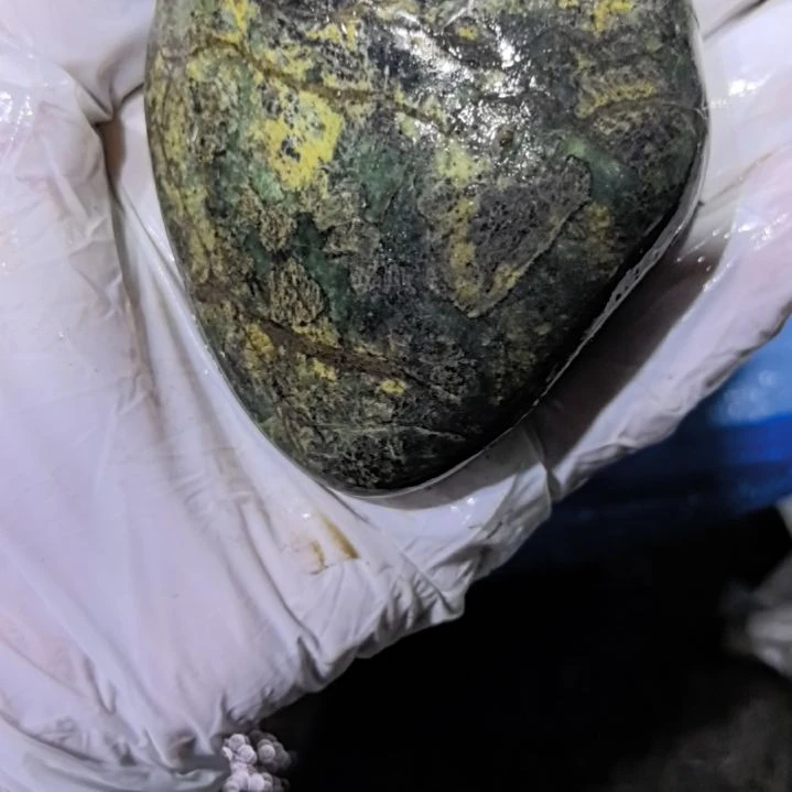 彩***桥有机玻璃藏玉药王石原石